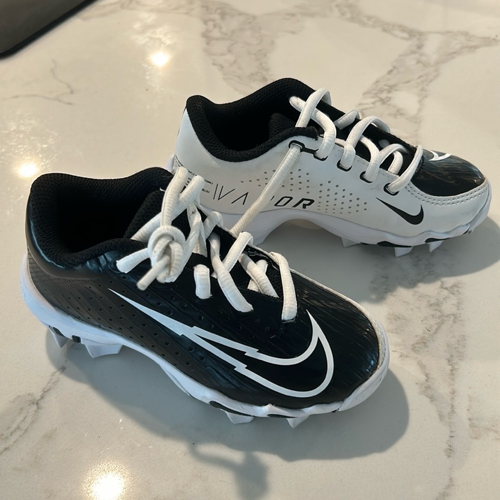 Brand new cleats size 10 toddler